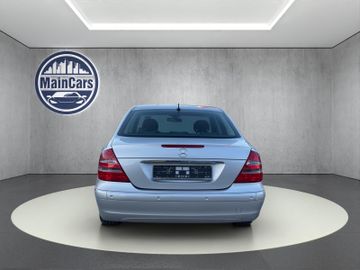 Mercedes E 320 - 11