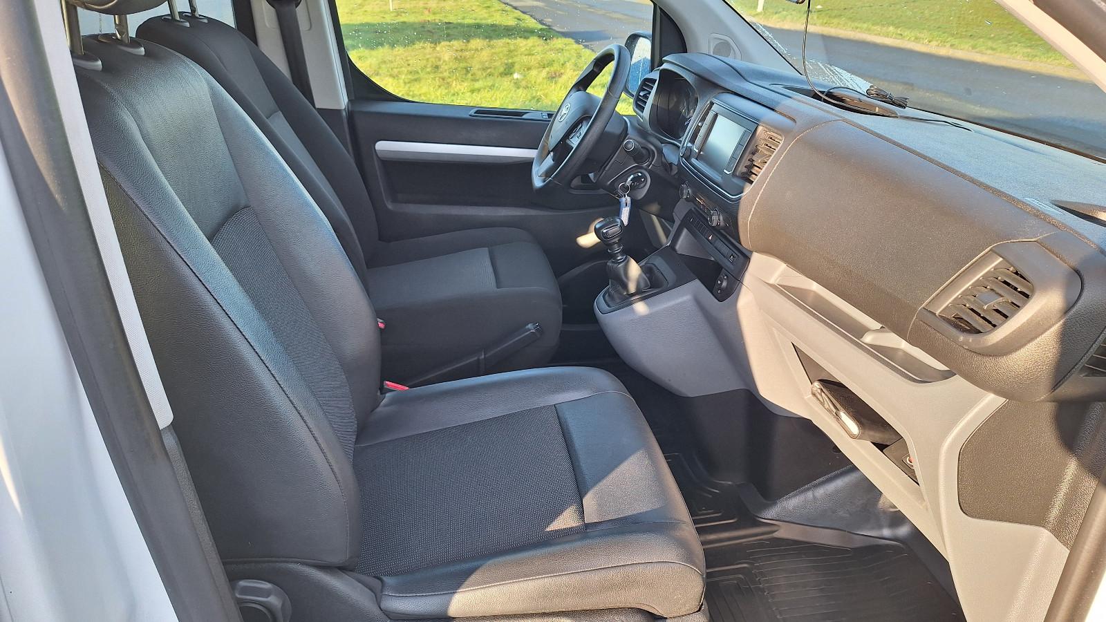 Toyota Proace L1 Doppelkabine Navi/Kamera/Garantie