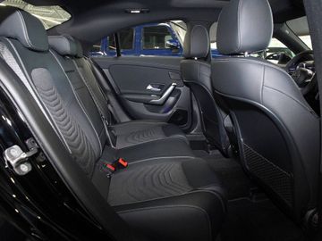Mercedes CLA 180 - 5