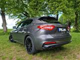 Maserati Levante Diesel 3.0 Facelift *V8 Sound*360°View* - Maserati Levante von privat