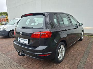 Volkswagen Golf - 8