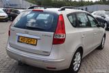 Hyundai i30 CW 1.6 CRDi Style AHK klima control, Elektri - Hyundai i30: Crdi Style