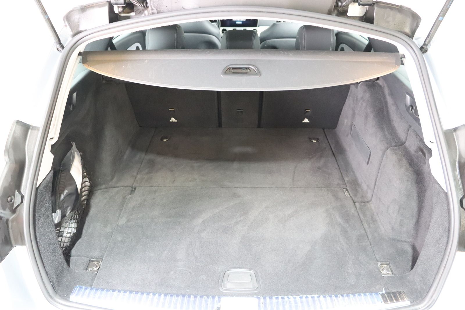 Fahrzeugabbildung Mercedes-Benz E 220 T d  * LED * DAB * Widescreen