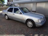 Mercedes-Benz E 280 - Mercedes-Benz E-Class aus 1995
