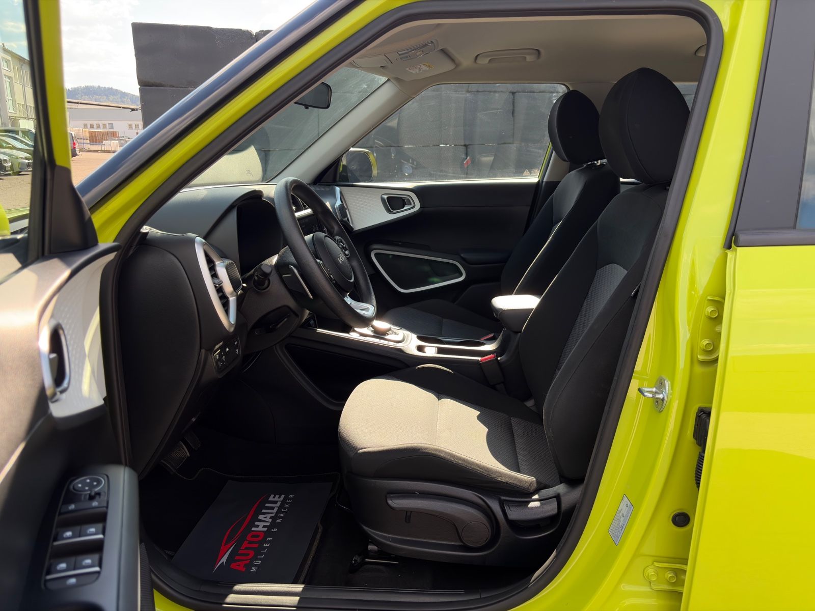 Fahrzeugabbildung Kia e-Soul Edition 39kW LED ACC LKA Kamera CarPlay