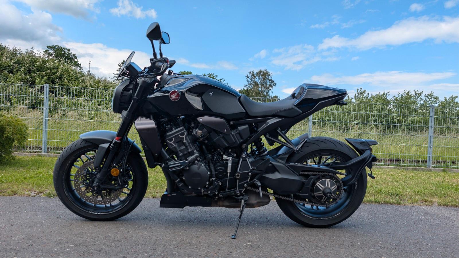 Honda CB1000R - Black Edition