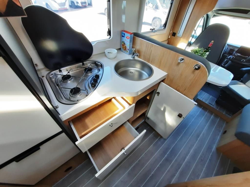Fahrzeugabbildung Roller Team Kronos 285 TL Top Ausstattung!