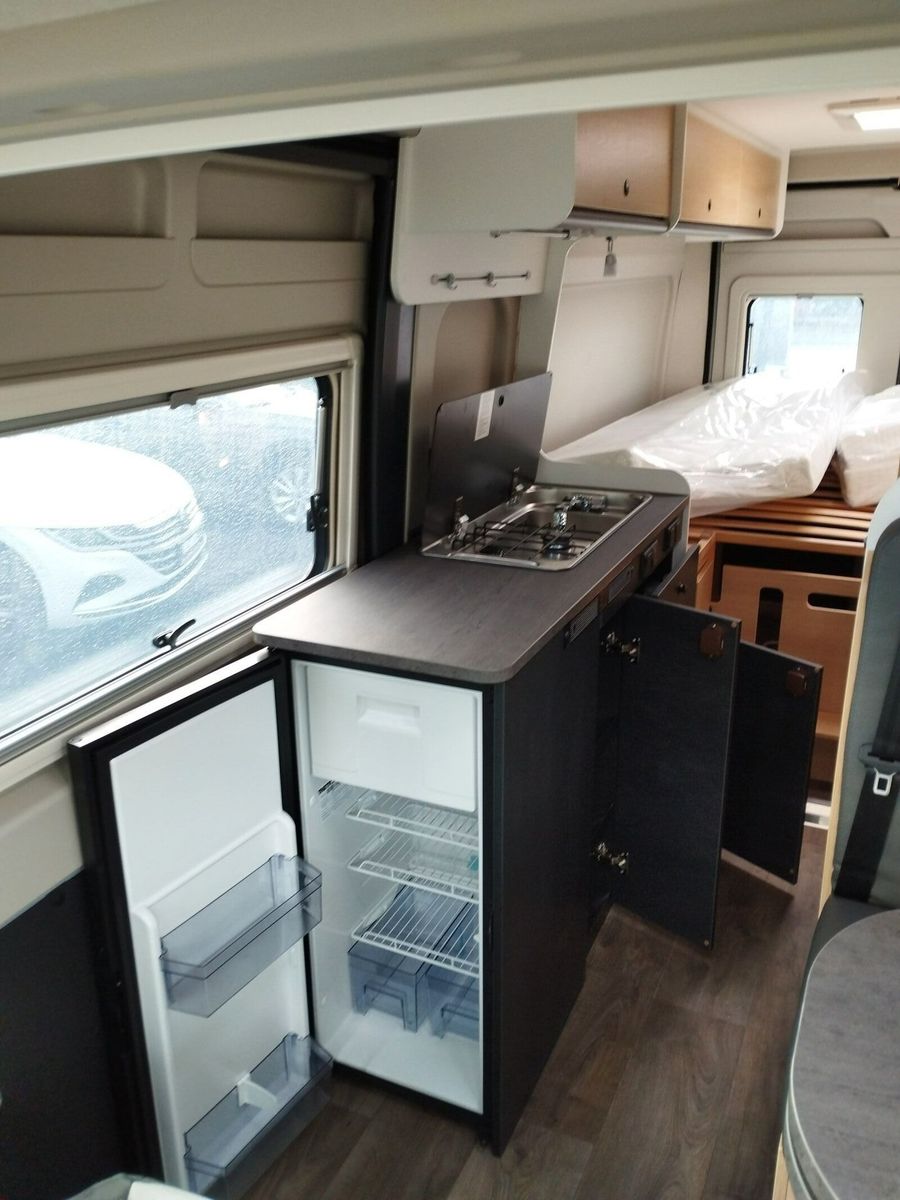 Fahrzeugabbildung Sunlight Adventure Cliff 640 Automatik, Dörr Edition, LTE