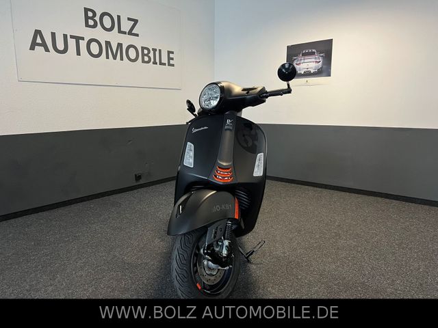 Vespa GTS 300 HPE SUPER SPORT / SPORTAUSPUFF/ LED