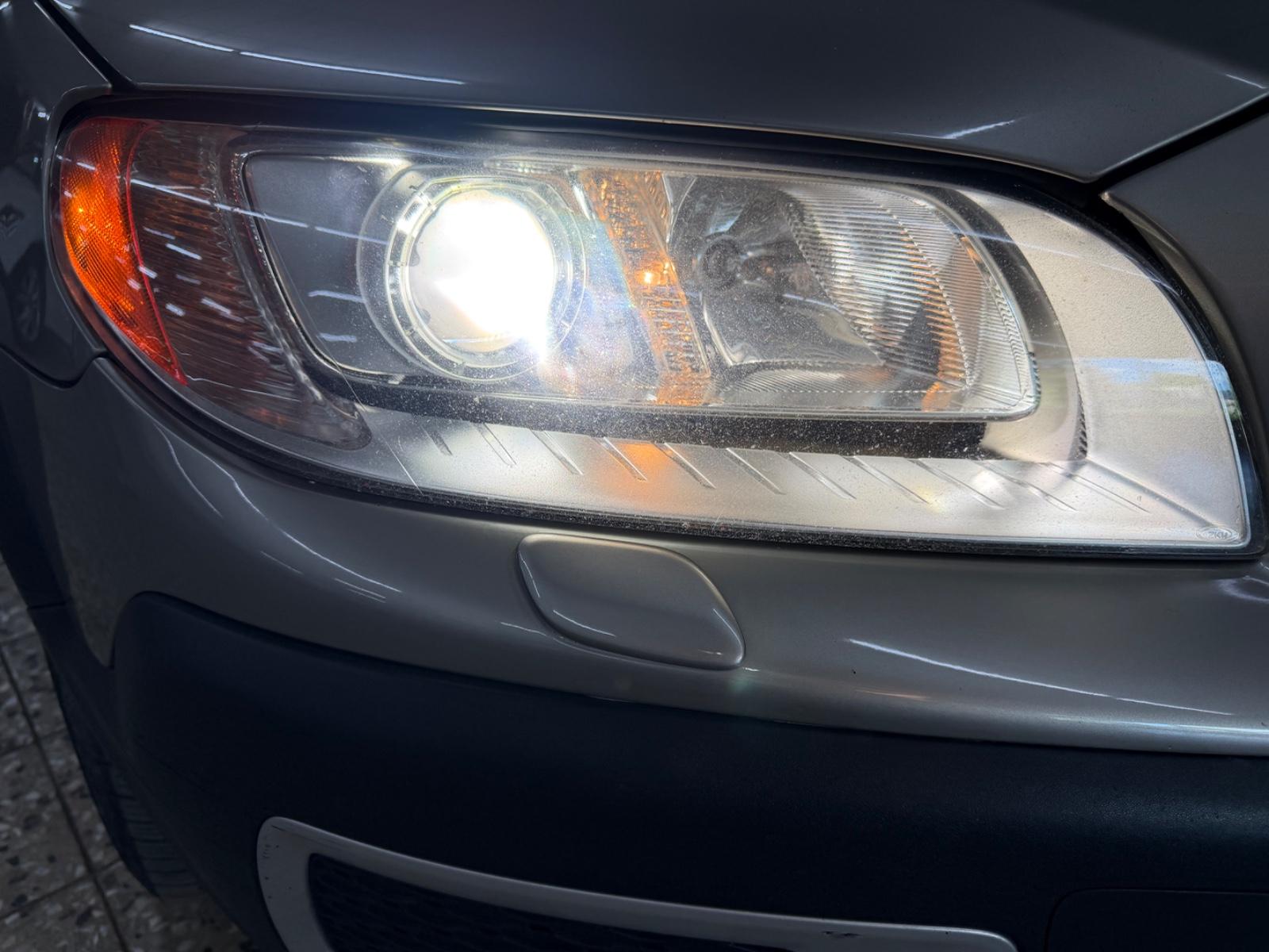 Volvo XC70 2007 — photo 16
