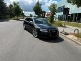 Audi RS6 5.0 tiptronic quattro Avant - - Audi RS6 mit Benzin-Antrieb: Kombi