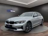BMW 330e Touring Advantage °AHK°NAVI PROF°LIVECP°LED - BMW 330 aus 2021