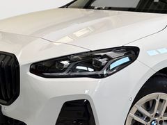 Fahrzeugabbildung BMW 218i Active Tourer M Sport-AHK/Pano/HeadUp/eSitz