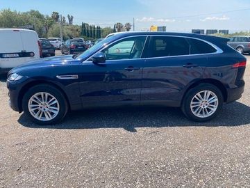 Jaguar F-Pace - 9