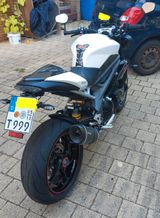 Triumph Speed Triple RS weiß / carbon - SPEED TRIPLE