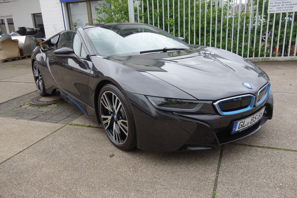 BMW i8