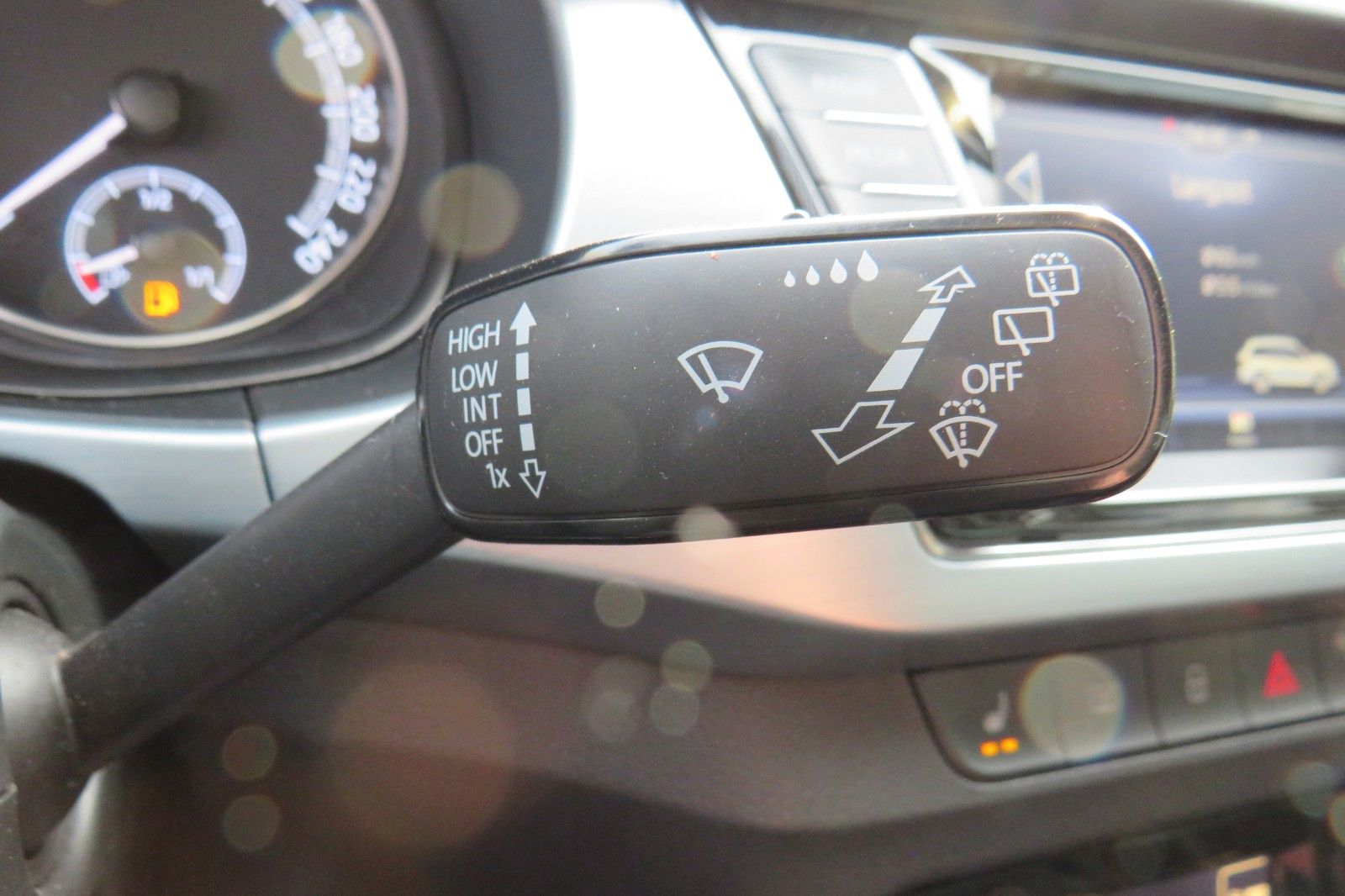 Fahrzeugabbildung SKODA Fabia Combi Ambition APP-CONNECT GRA PDC SITZH.1