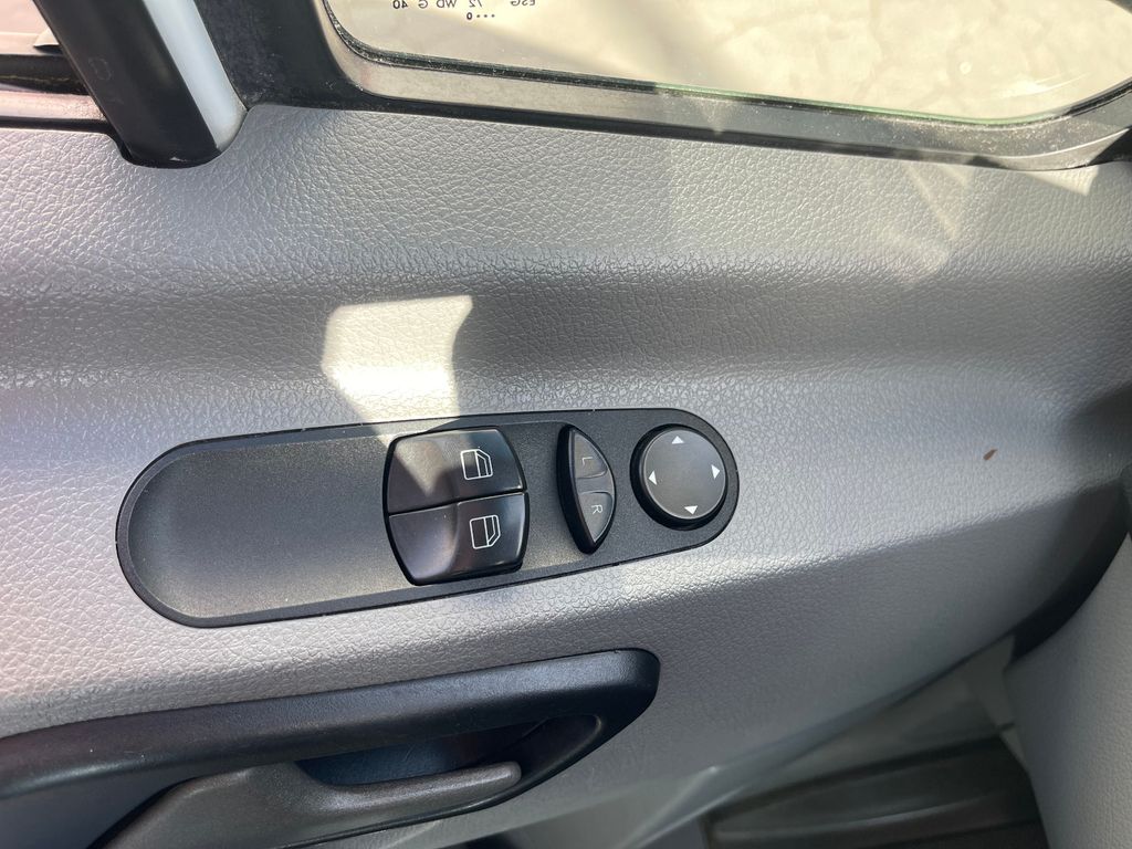 Car thumbnail