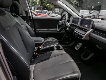 Hyundai Ioniq 5 Uniq Elektro 4WD Autobahnassistent
