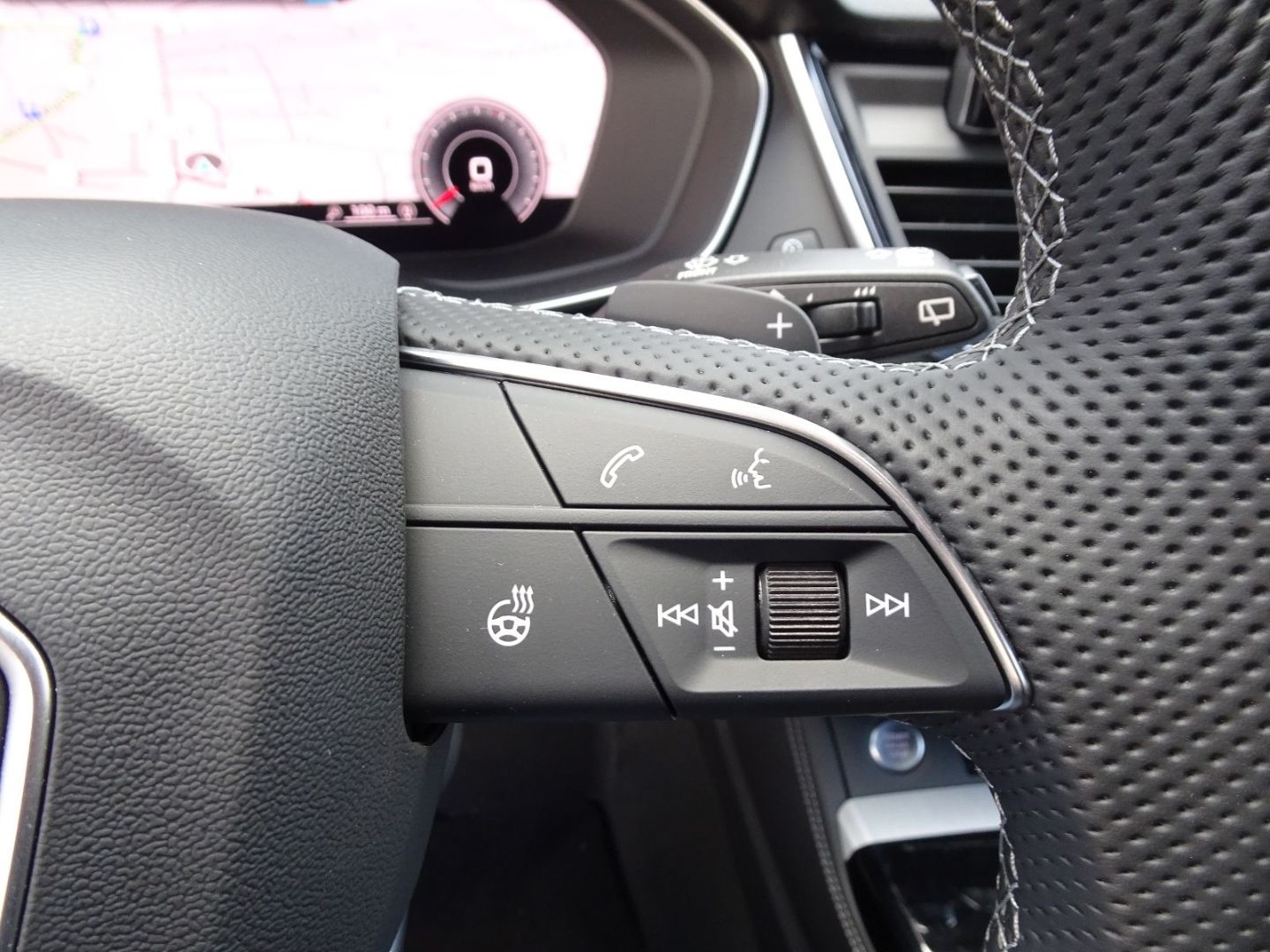 Q5 40 Sportback 2.0 TDI quattro S line ACC AHK