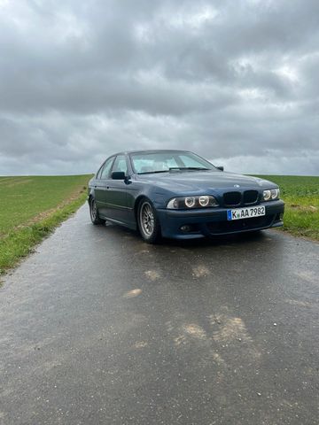 BMW e39 523i VfL heute auf 16 Zoll 1000!!!!