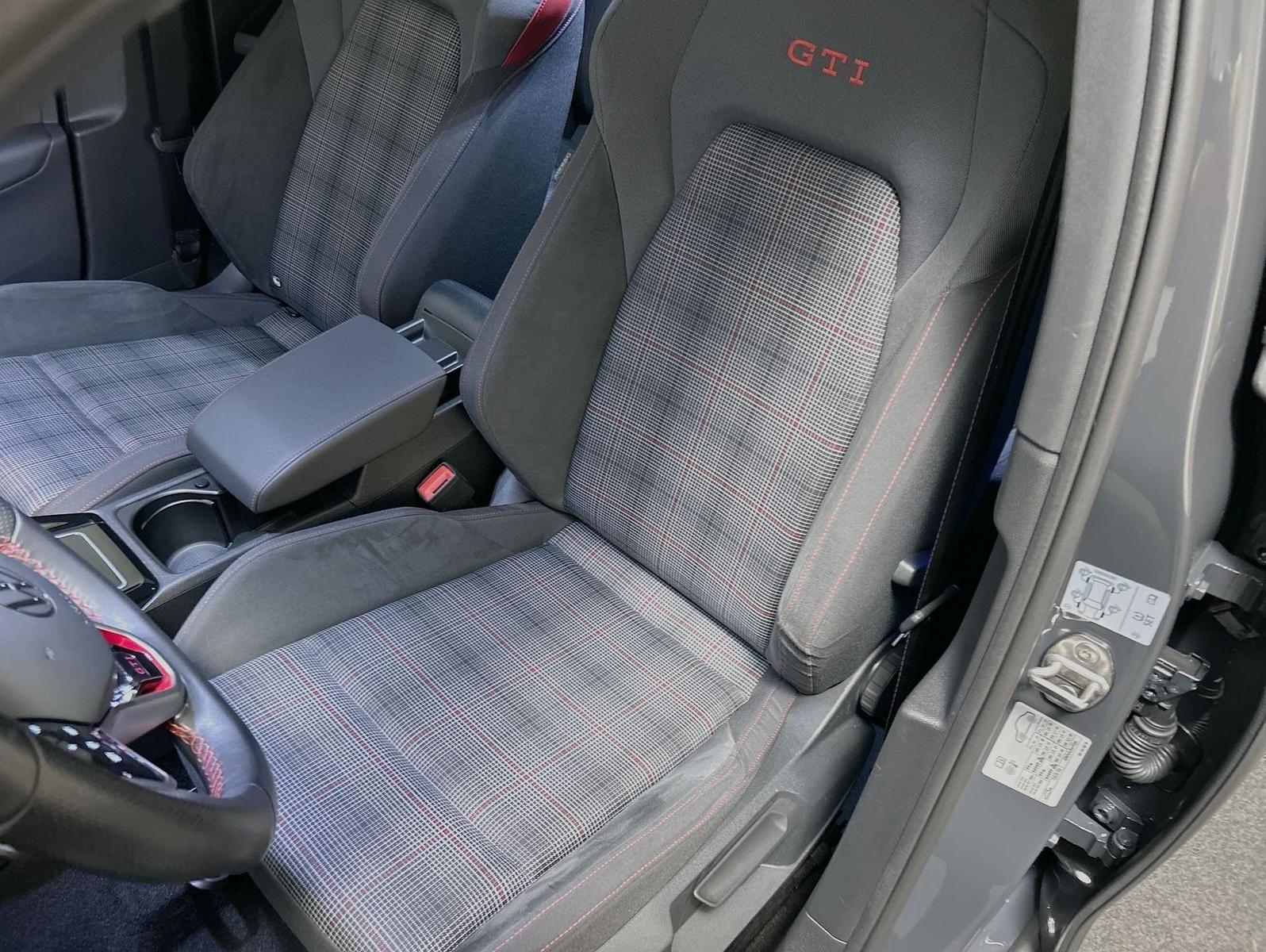 Volkswagen Golf GTI 2.0 TSI DSG, миниатюра 11