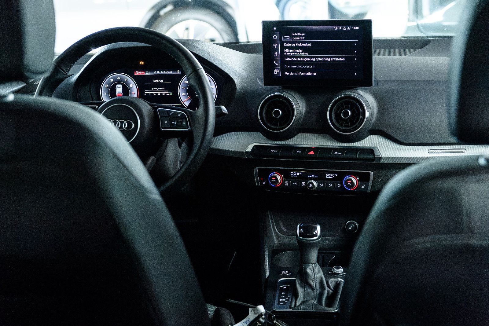 Fahrzeugabbildung Audi Q2 35 TFSI +Kamera +Sitzheizung +DAB