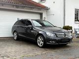 Mercedes-Benz Mercedes Benz w204 C200d - Mercedes-Benz C 200 aus 2011 mit Diesel-Antrieb: Kombi