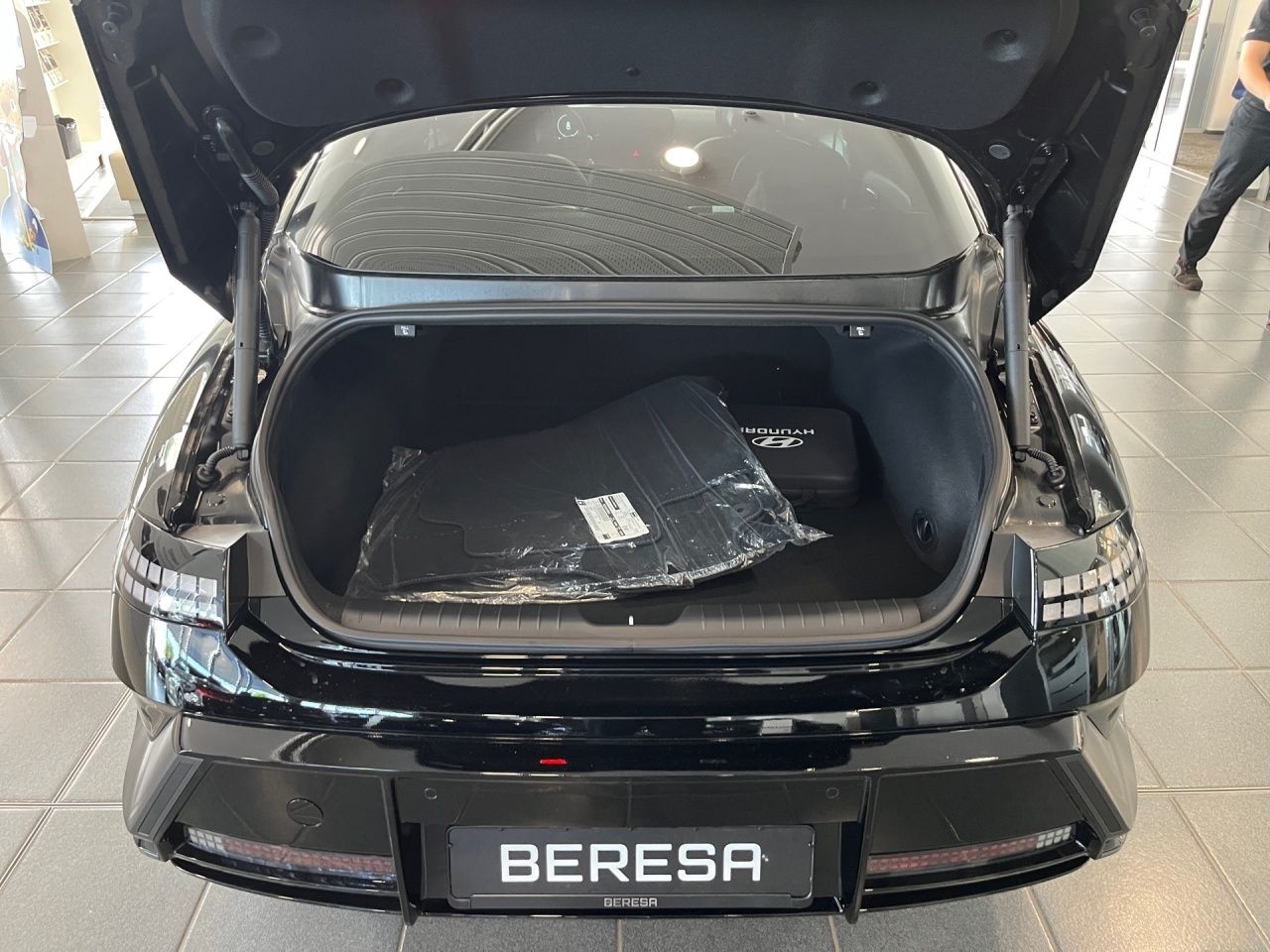 Hyundai IONIQ 6 – Bild 12