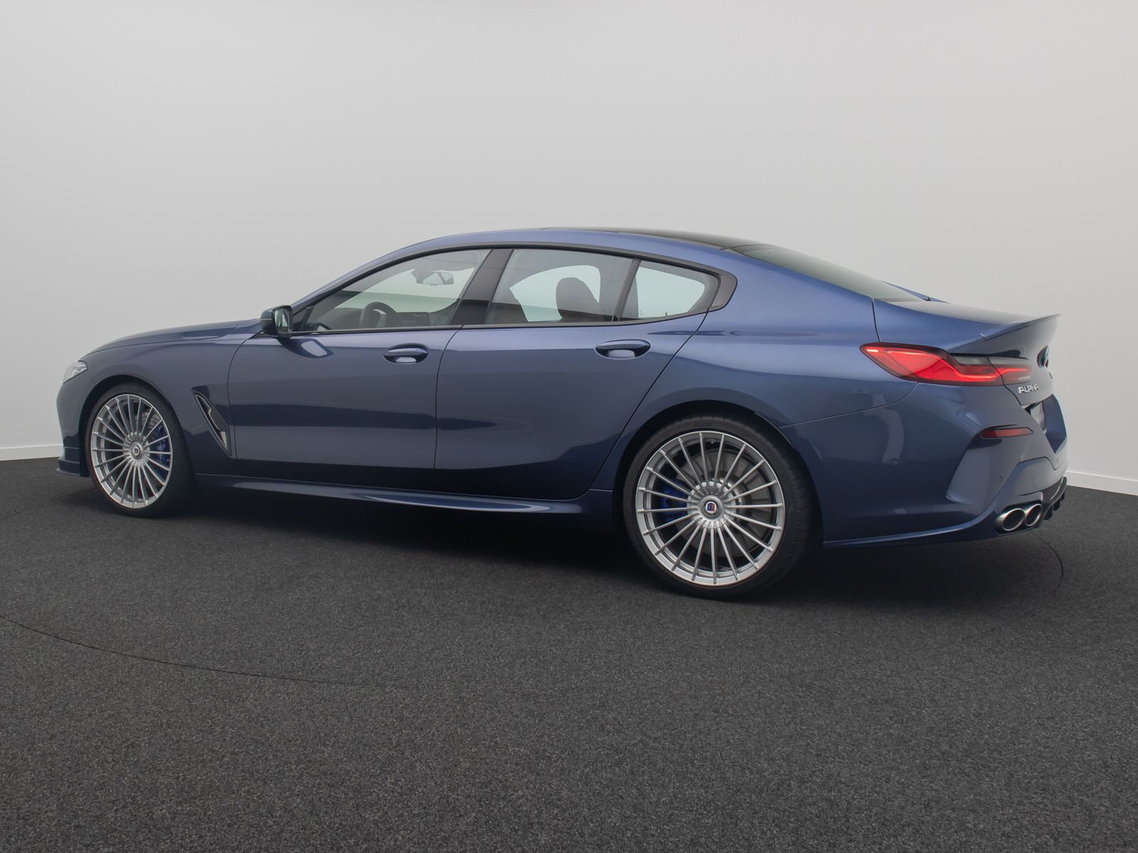 Fahrzeugabbildung ALPINA B8 4.4 Bi-Turbo 360&deg; DAB Laser Individual 21Zoll