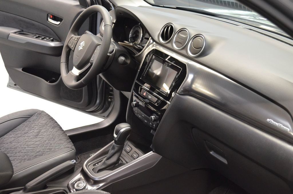 Fahrzeugabbildung Suzuki Vitara 1.5 DUALJET Hybrid Comfort+ AGS Allgrip