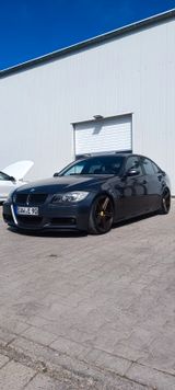 BMW 330i - M Paket, Performance Auspuff,Navi,Hifi - BMW: Auspuff