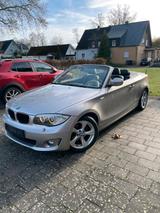 BMW 118i Cabrio Facelift Sportpaket - BMW 1er Reihe aus 2011: Facelift
