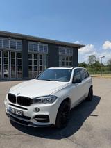 BMW X5 M50 M50d - - BMW X5 M50 aus 2015