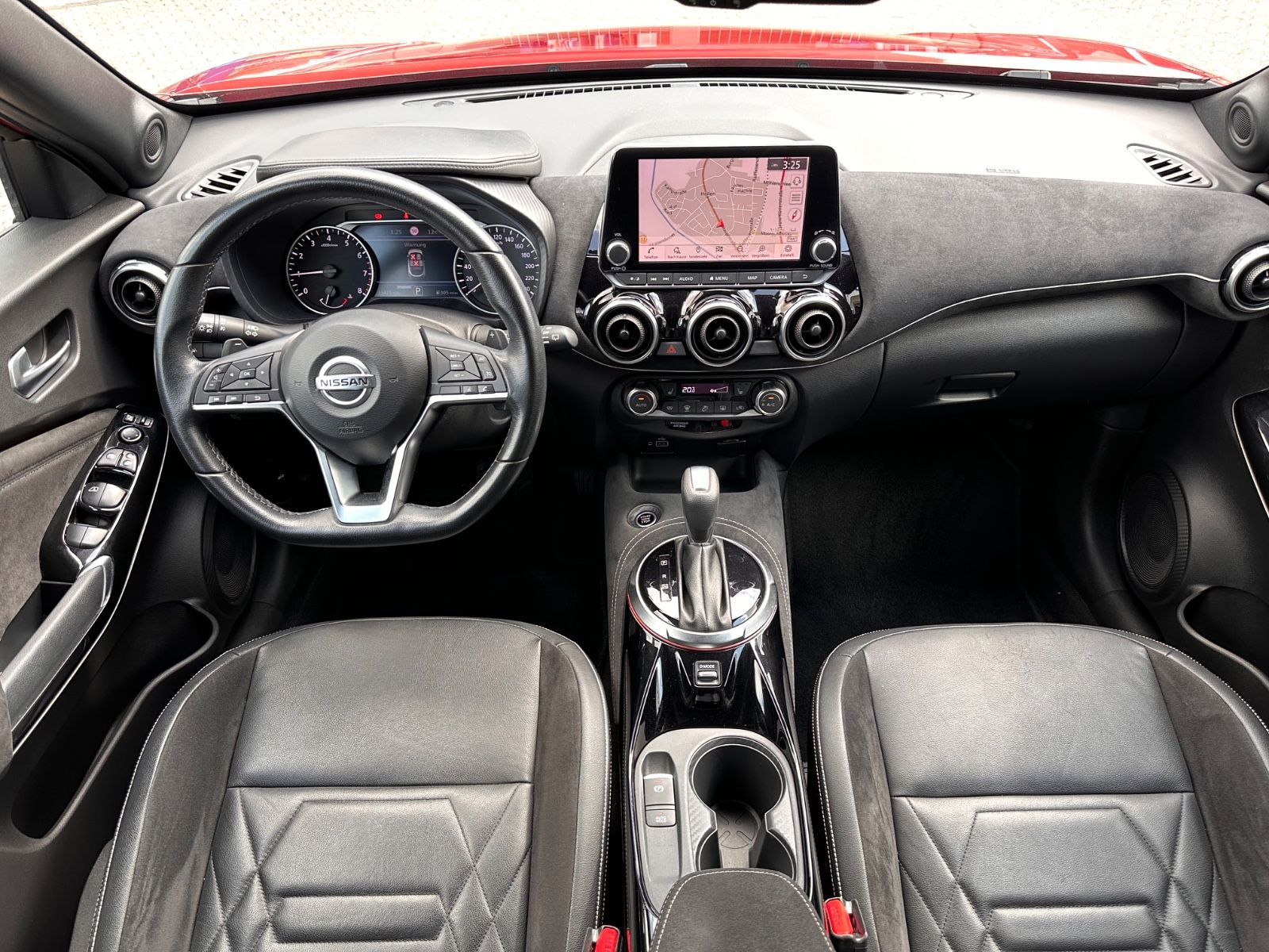 Fahrzeugabbildung Nissan Juke N-Design 1.0 DIG-T DCT Bose/LED/GRA/LM19"