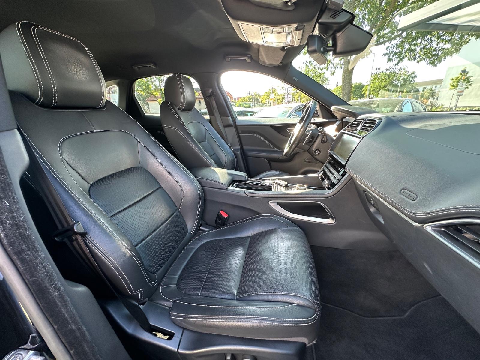 JAGUAR F-Pace V6 3.0D 300ch R-Sport AWD