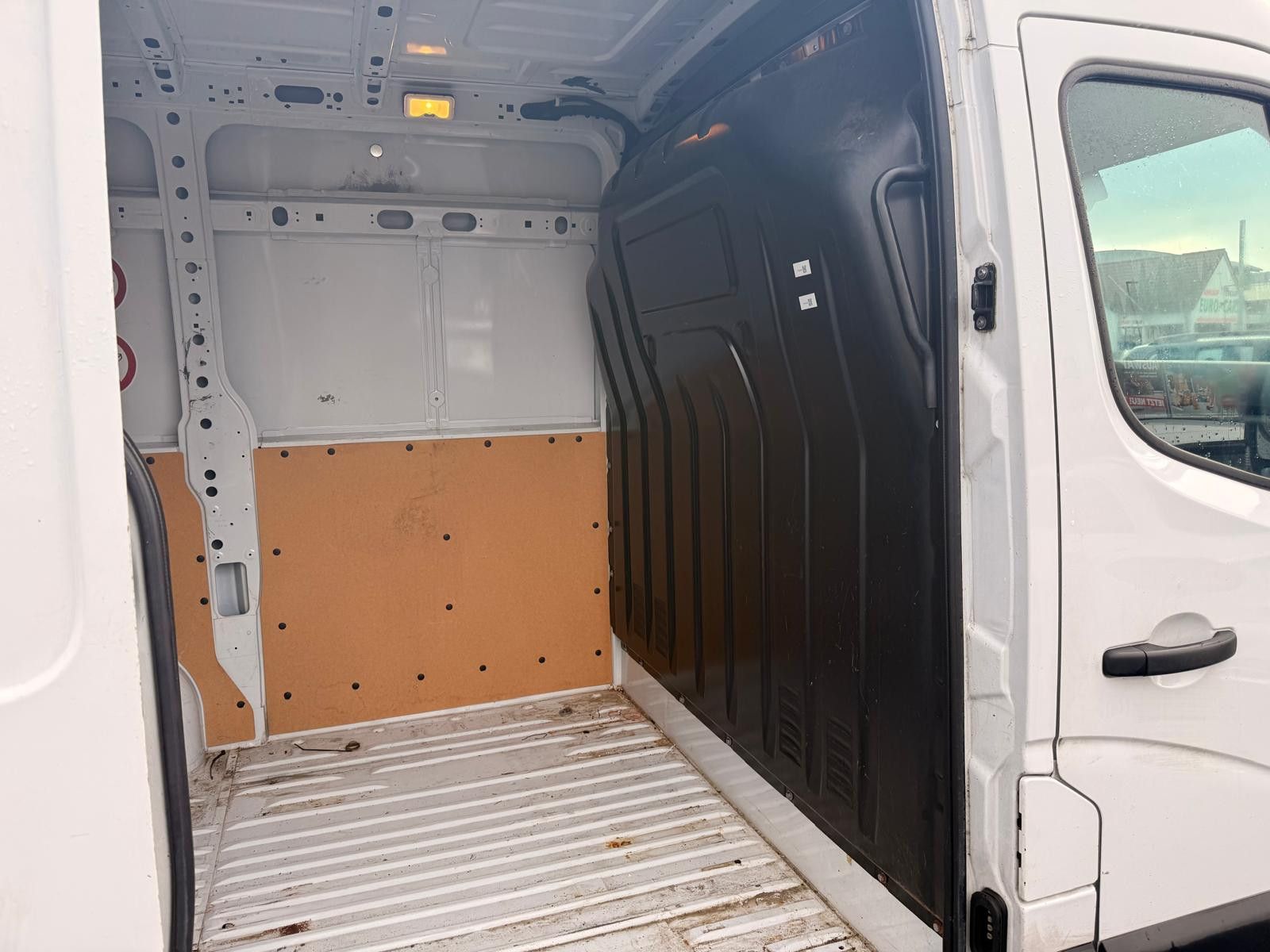 Fahrzeugabbildung Renault Master III Kasten L1H2 HKa 3,5t /KLIMA/TEMPOMAT
