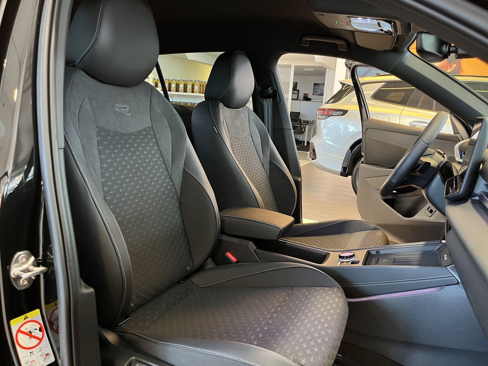 Volkswagen T-Roc - Bild 24