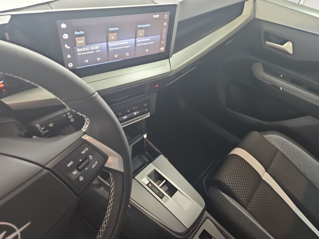 Fahrzeugabbildung Opel Frontera 1.2 DI Hybrid 48V GS 7 Sitze LED Schein