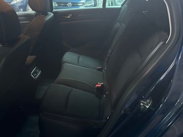 Renault Megane - 12