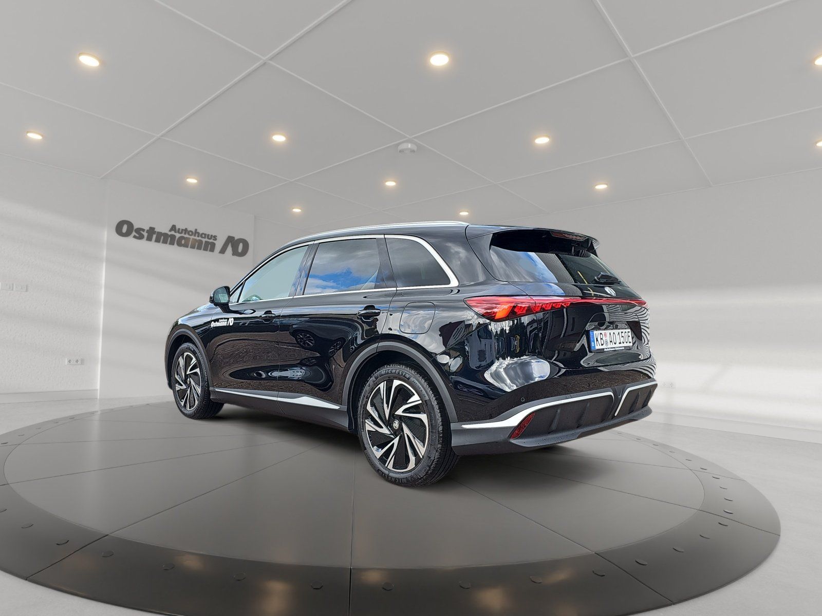 MG S6 EV