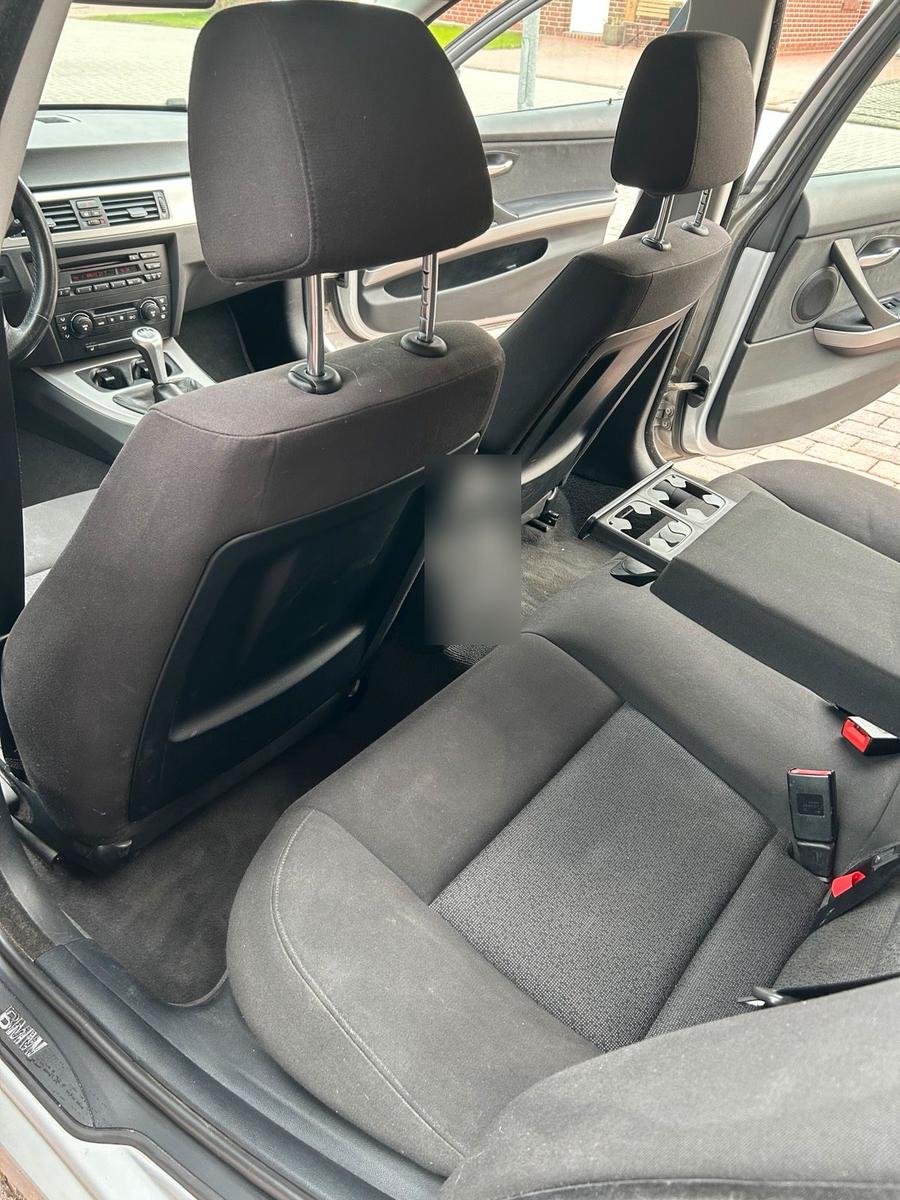 BMW 318 2006 — photo 8