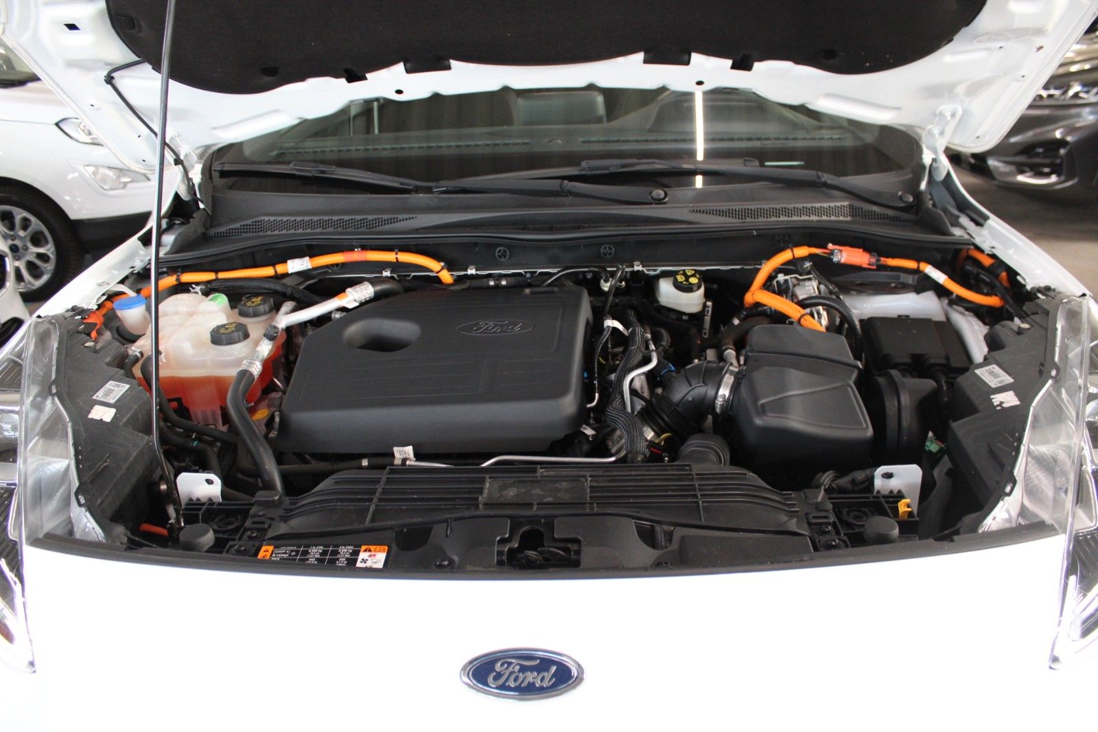 Fahrzeugabbildung Ford Kuga 2.5 PHEV ST-Line X Aut. LED CAM el. AHK uvm