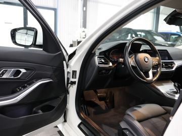 BMW 320 - 12
