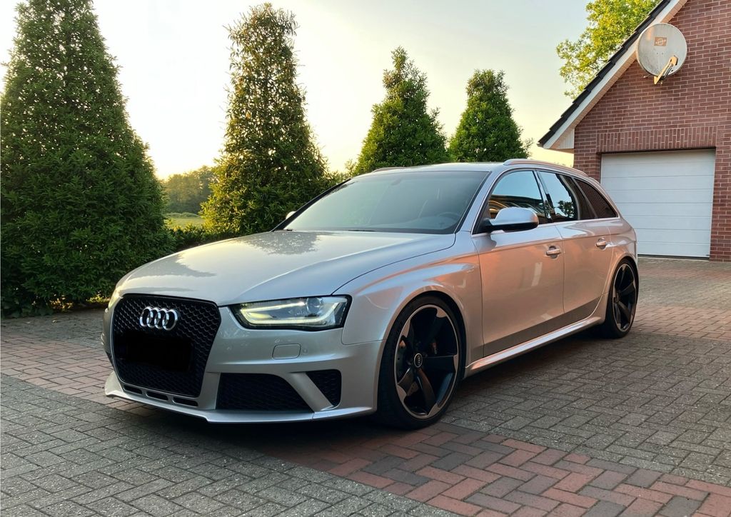 Audi RS4