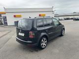 Volkswagen Touran CrossTouran*DSG*7-Sitzer*isofix*Display* - Volkswagen: Crosstouran