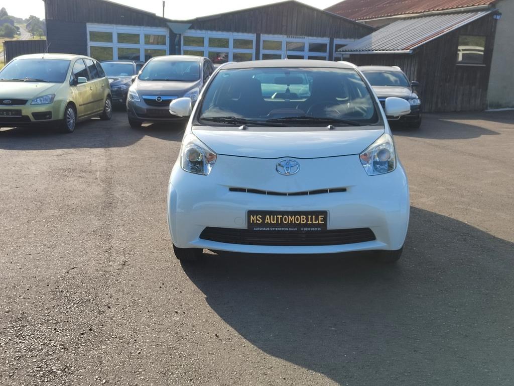 Toyota IQ