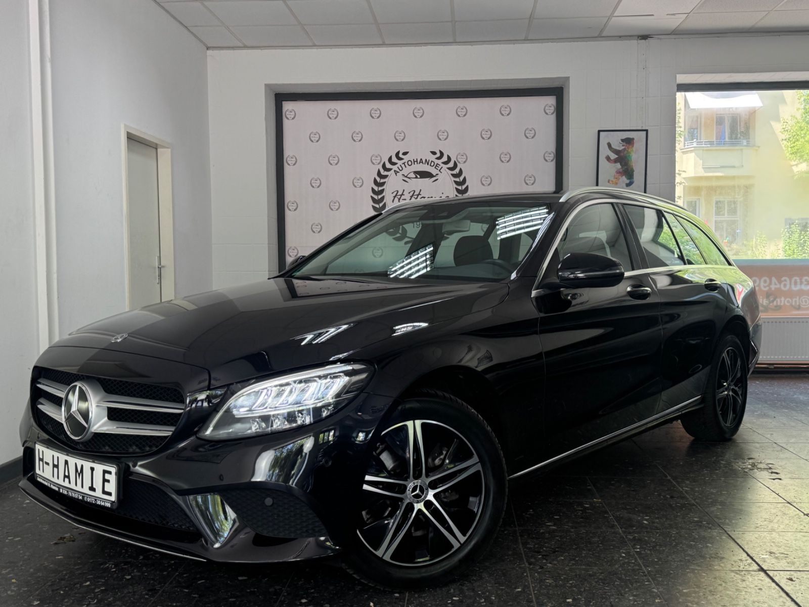Mercedes-Benz C 200 T-MODELL  AUTO NAVI CAM LEDER T-WINKEL 8-F