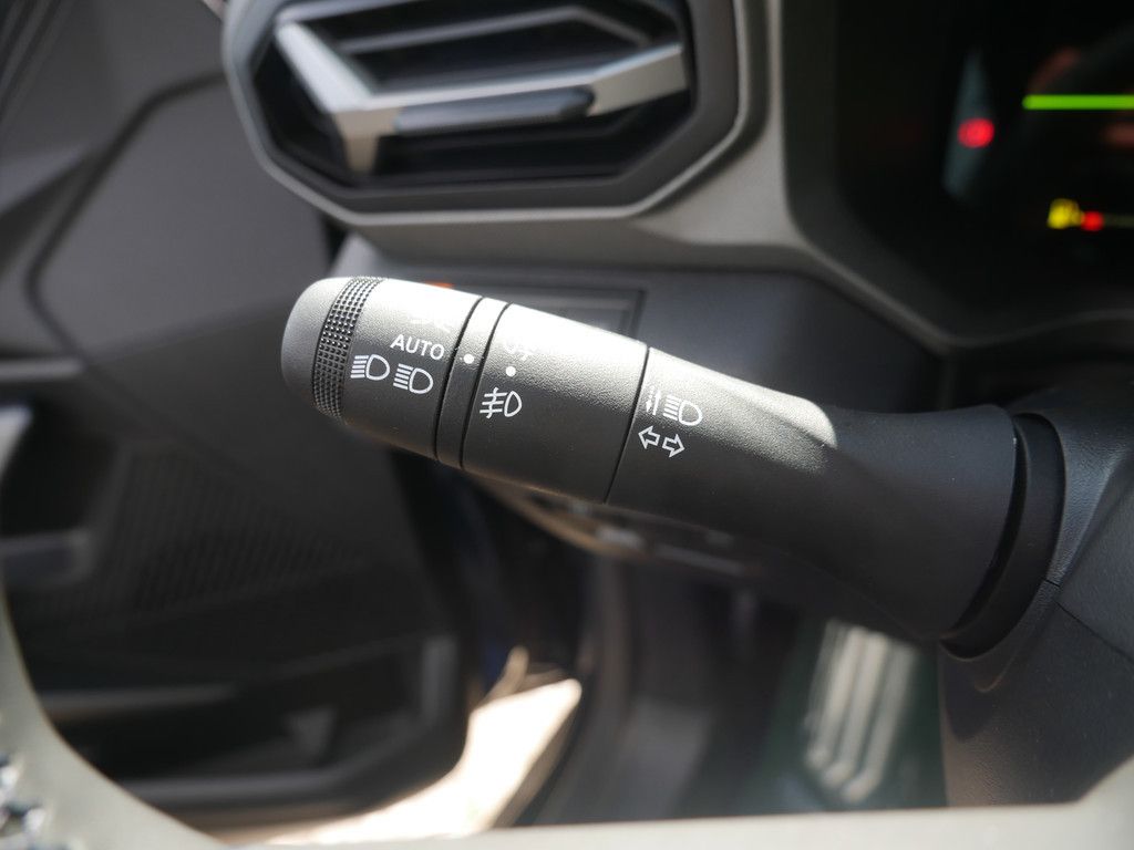 Fahrzeugabbildung Dacia Bigster Journey Hybrid 155