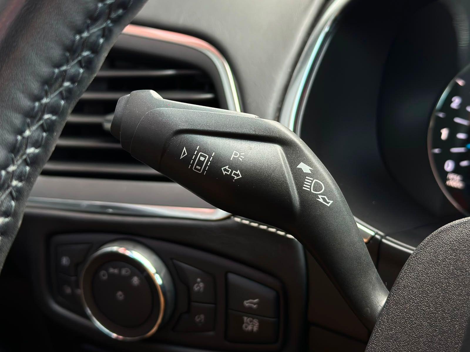 Ford Edge 2.0EB VIGNALE 4x4 B&O#ACC#CAM#1HD#SITZKLIMA